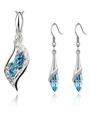 Lady's shiny Love heart chain pendant necklace choker jewelry accessories and earrings