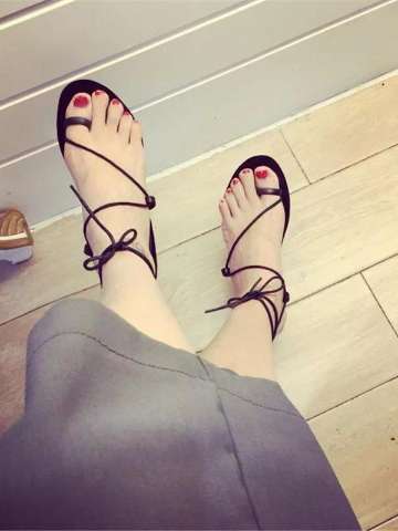 Roman Gladiator Women's Summer FashionGold Silver Simple DesignT Strap Flats Bueaty Soft Sandals