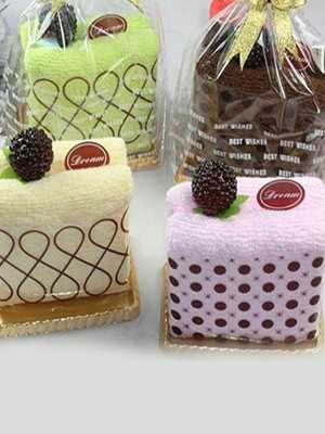 Creative Toast Cake Towel Party Decor Small Wedding Invitation Gifts Party