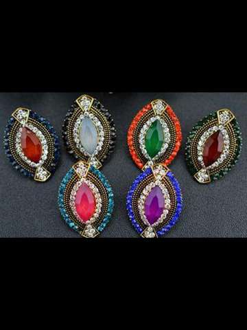 Women Fashion Vintage Hot Rhinestone Earrings Eye Shaped Carved Earrings