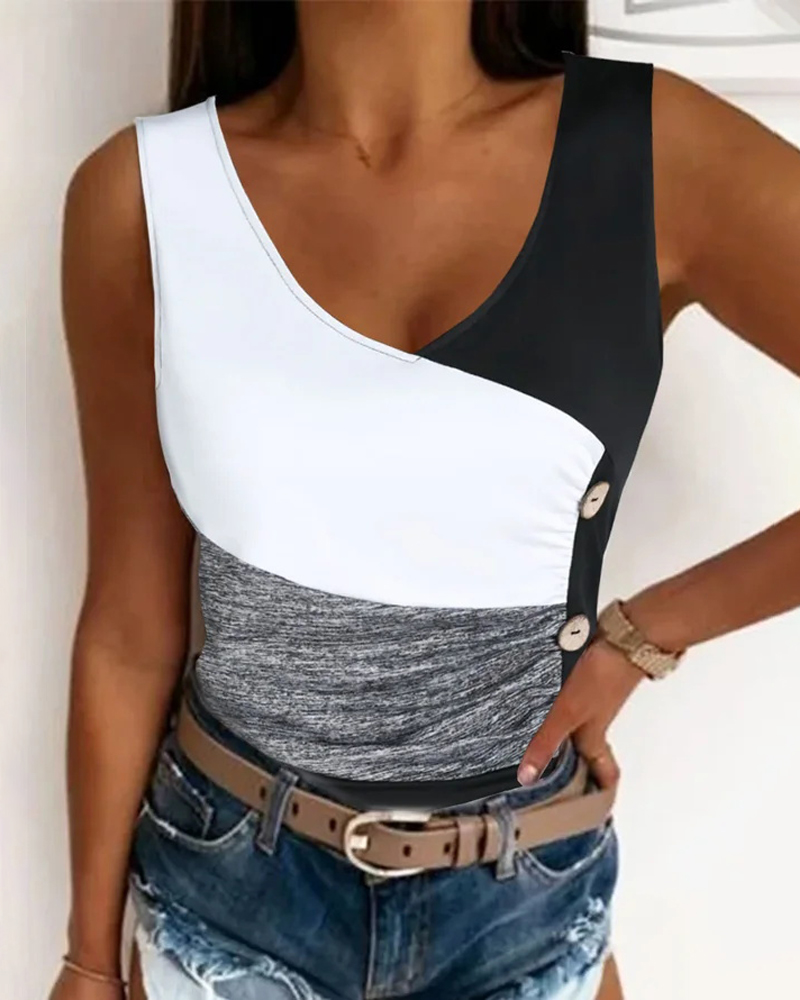 Button Decor Colorblock Ruched Slim Fit Tank Top