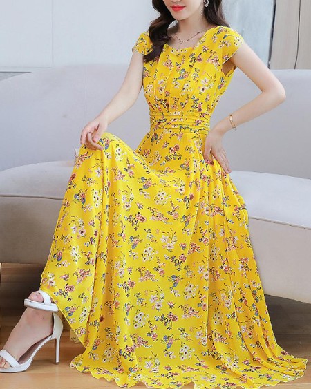 Stylish Long Sleeve Maxi Dress with Festive Christmas Design