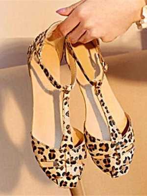 Fashion Lady Women's Summer Sandals Shoes Leopard Flat Heel Flip Flops