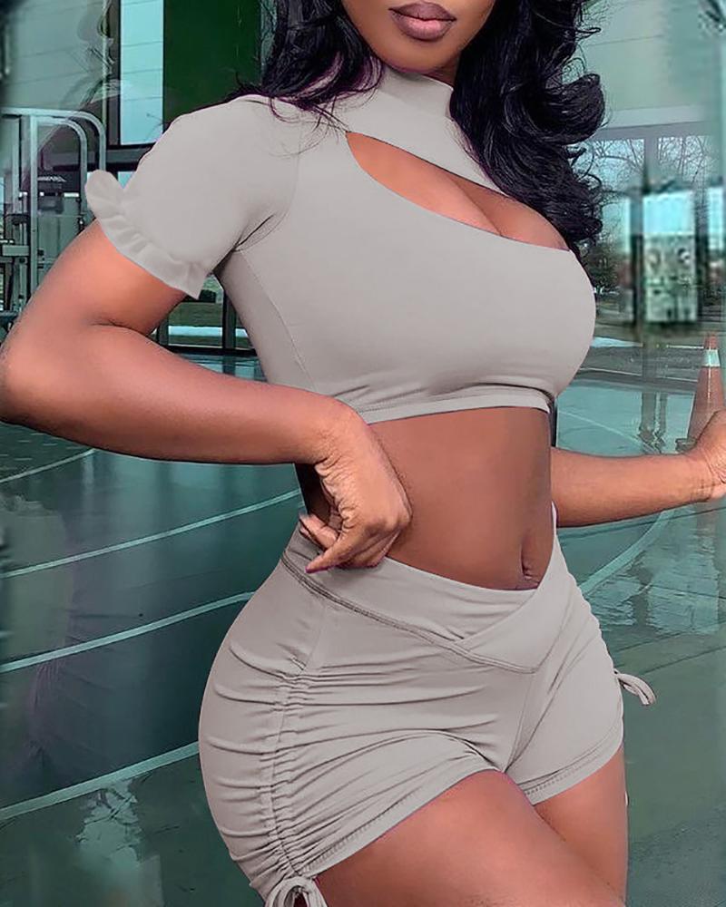 

Cutout Ruffles Crop Top & Ruched Drawstring Shorts Set, Gray