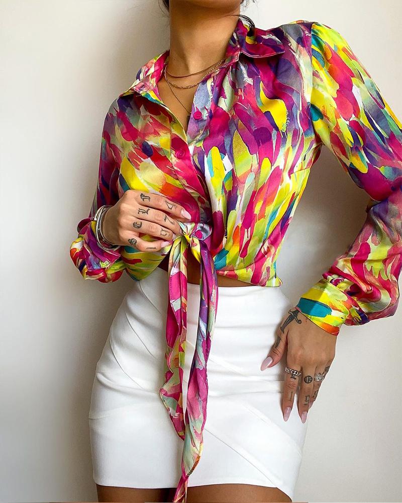 

Abstract Graphic Print Knot Front Button Top, Multicolor