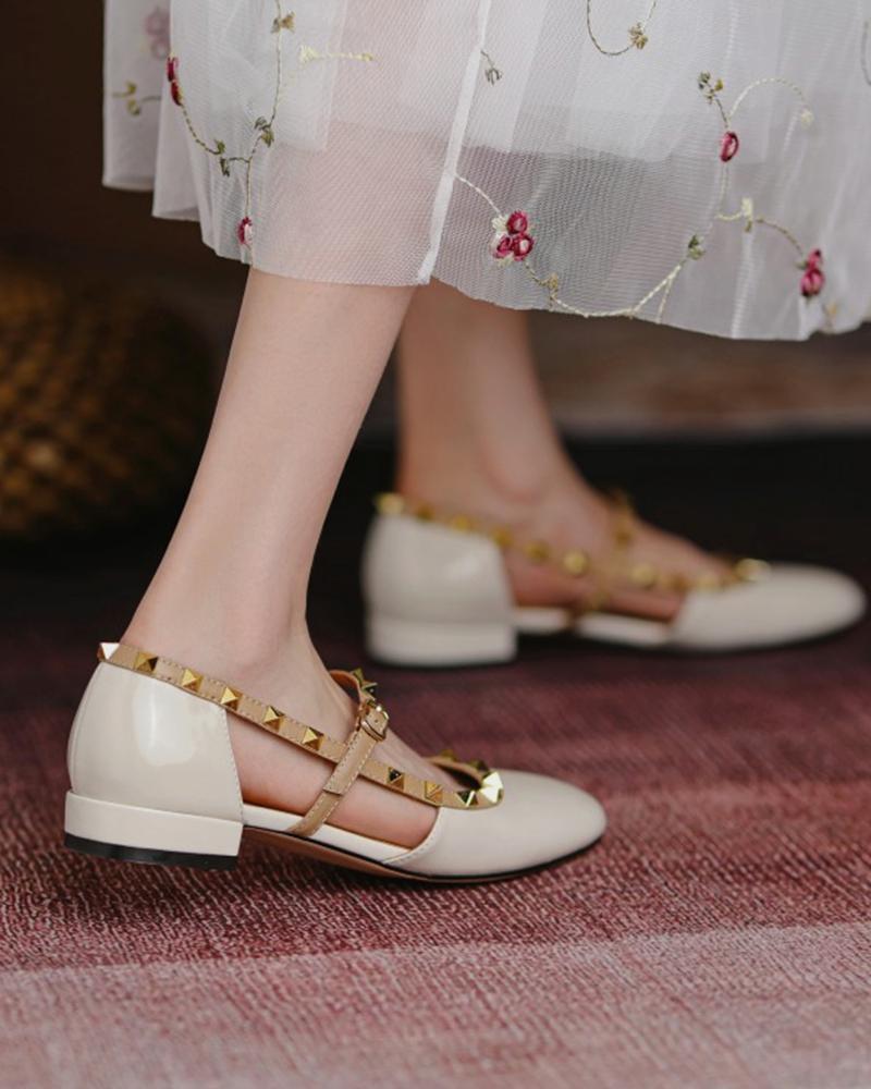 

Studded Round-toe Flat Pu Slip-on Shoes, Apricot