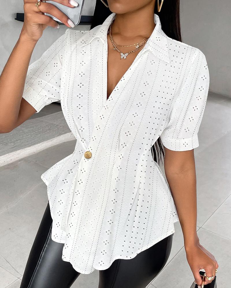 

Buttoned Eyelet Embroidery Short Sleeve Top, White