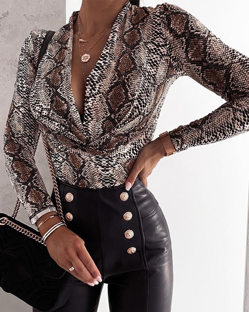 

Snakeskin Long Sleeve Loose Blouse