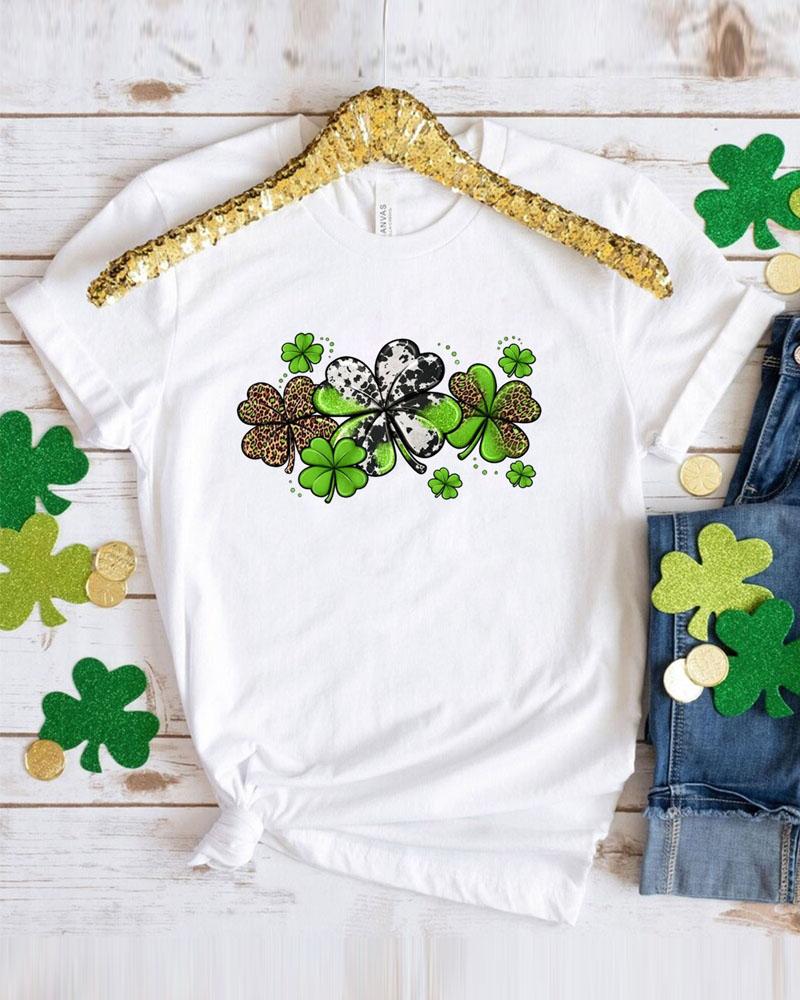 

Plus Size St. Patrick's Day Lucky Shamrock Print Casual T-shirt, White