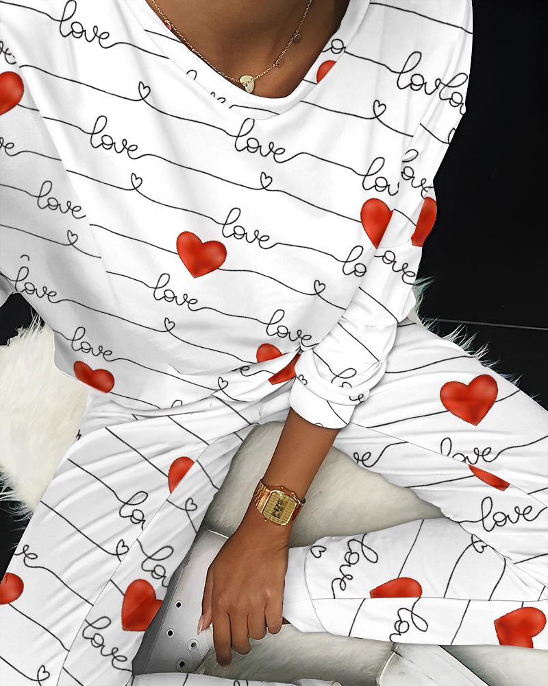 

Love Heart Print Pocket Design Pajamas Set, White