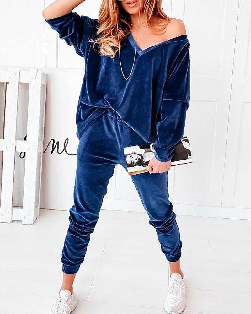 

Velvet Long Sleeve V Neck Top & Pants Set, Blue