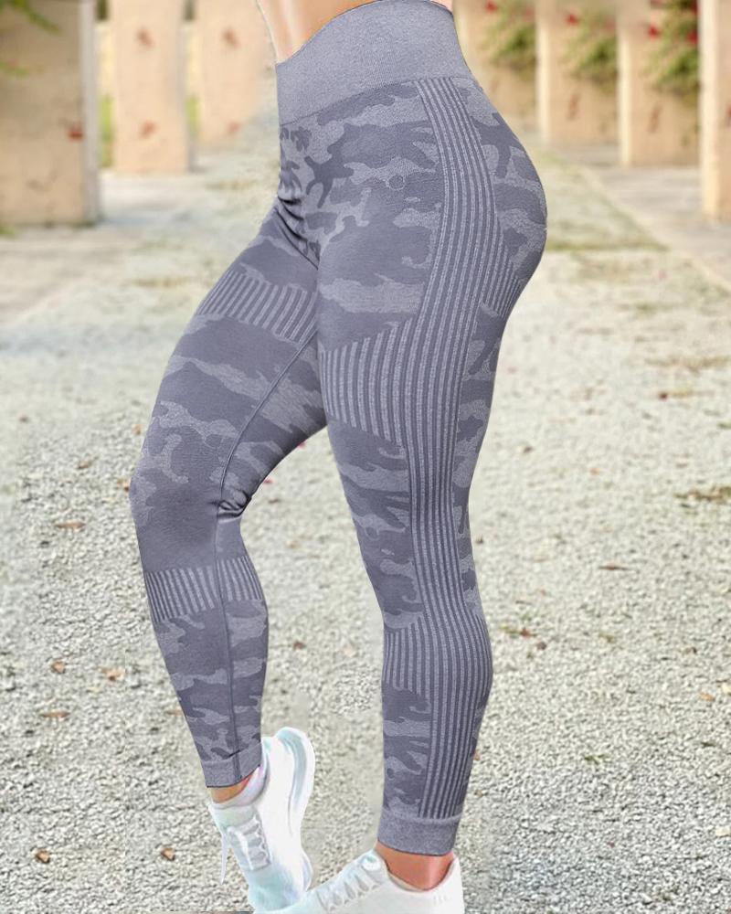 

Camouflage Print Skinny Yoga Pants, Gray