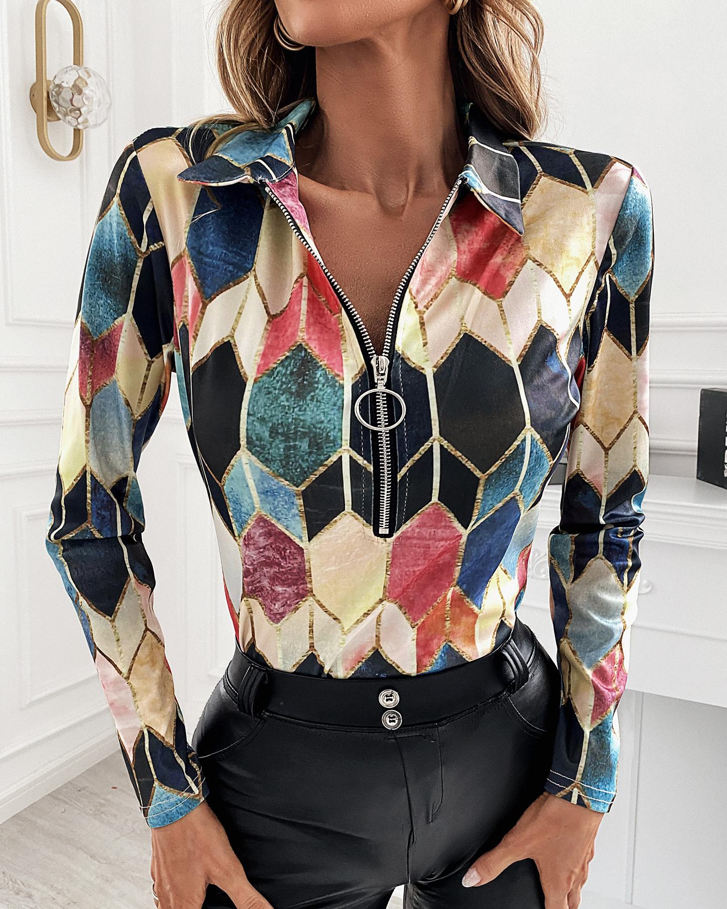 

Zipper Design Geometric Print Top, Pink
