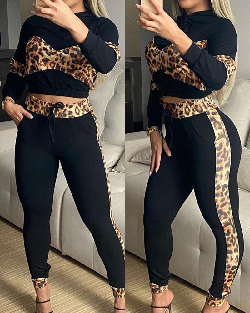 

Leopard Print Patch Crop Top & Pocket Drawstring Pants Set