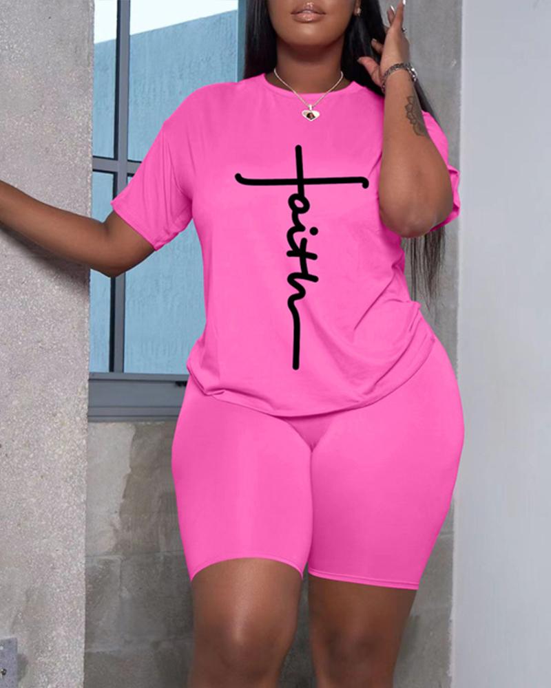 

Plus Size Letter Print Casual Top & Shorts Set, Pink