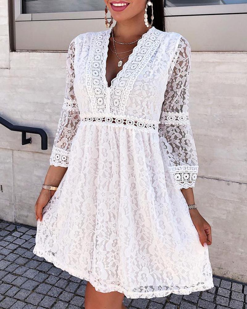 

Contrast Lace Bell Sleeve Casual Dress, White