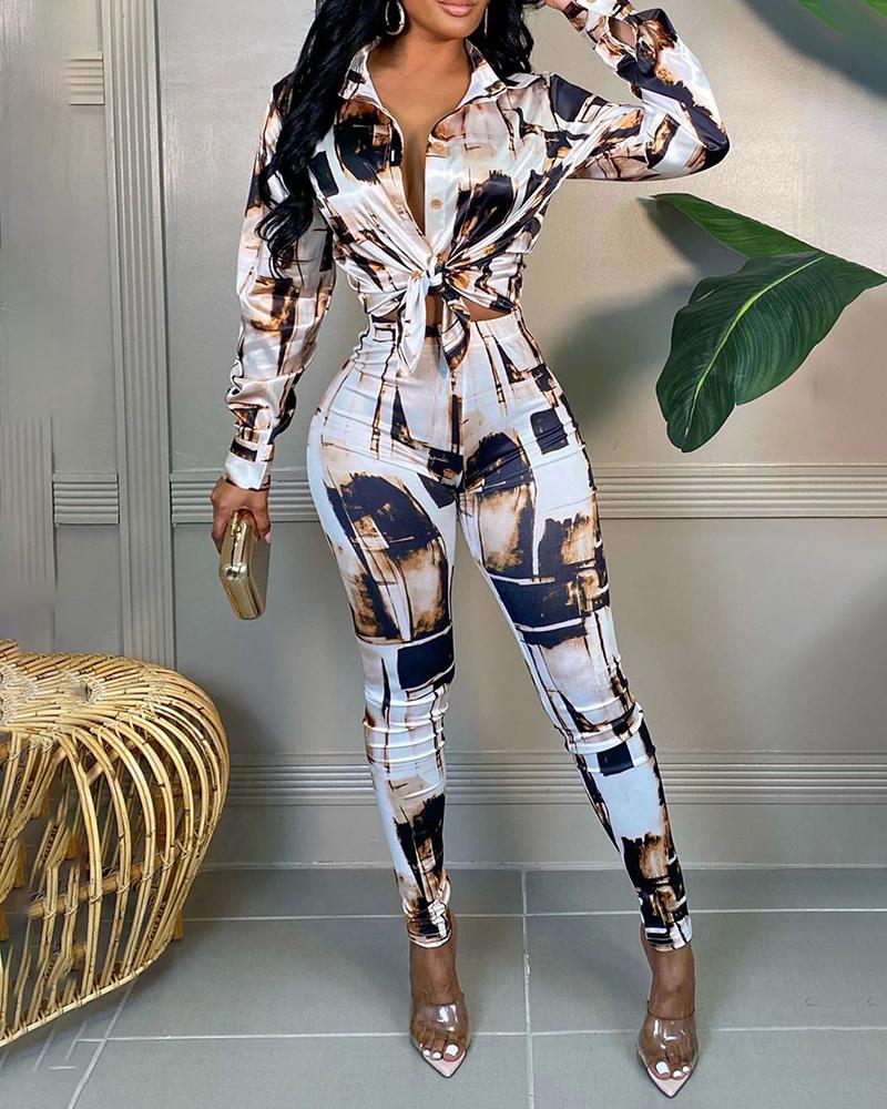 

Abstract Print Buttoned Shirt & High Waist Pants Set, White