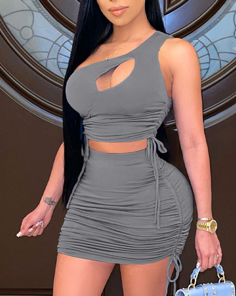 

One Shoulder Cutout Drawstring Ruched Crop Top & Skirt Set, Dark grey