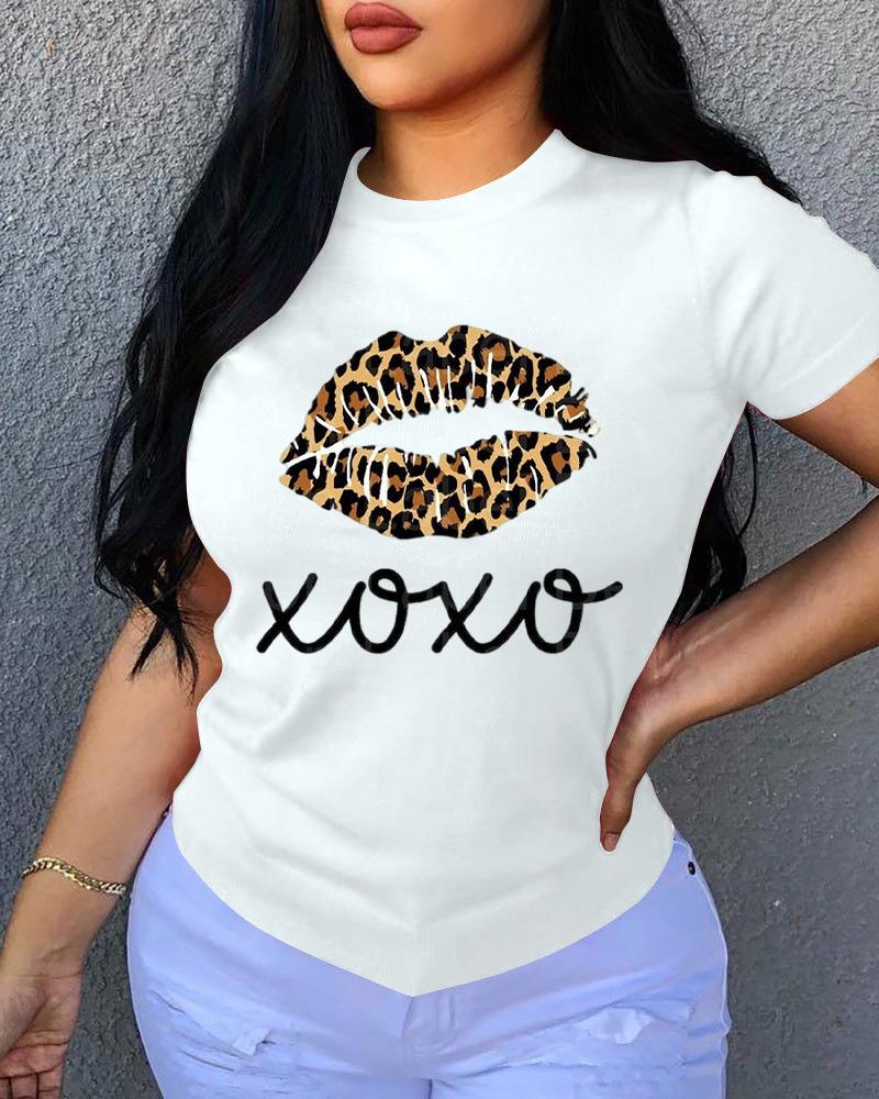

Lip / Letter / Leopard Print O Neck T-Shirt, White