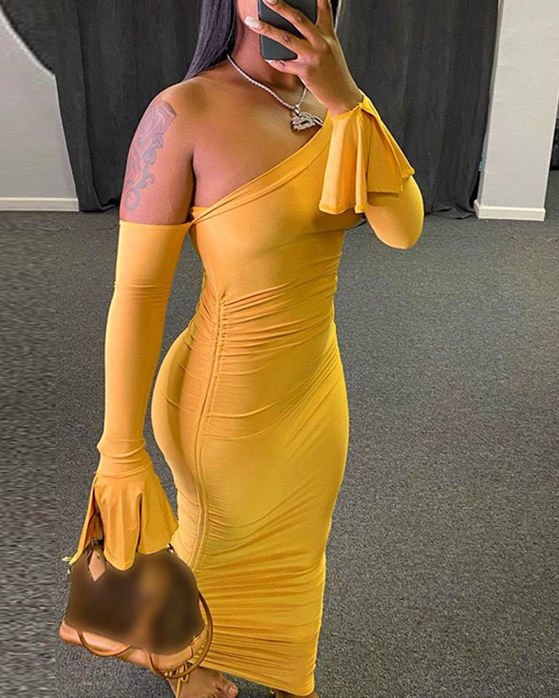 

One Shoulder Drawstring Ruched Flare Sleeve Skinny Dress, Yellow