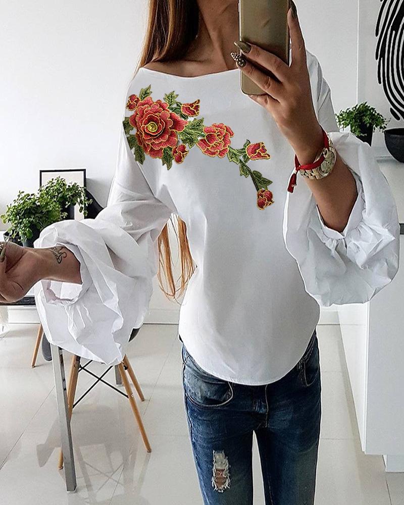 

Floral Pattern Lantern Sleeve Round Neck Top, White