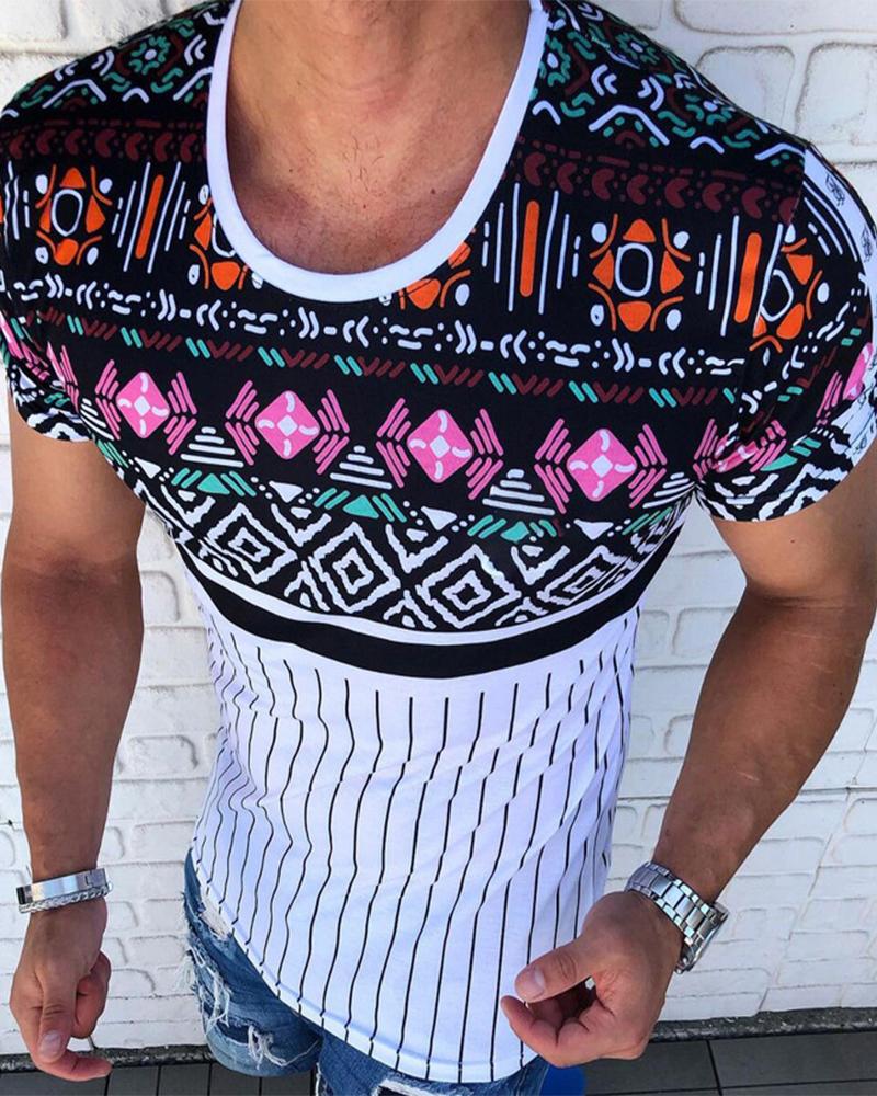 

Retro Patterns Print Short Sleeve Loose T-shirts, Multicolor