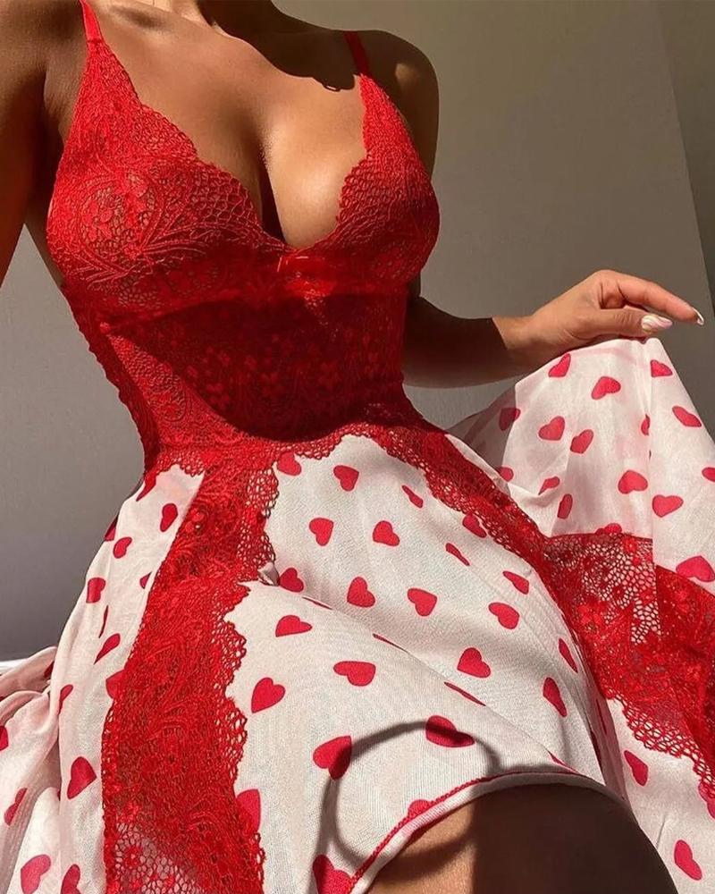 

Heart Print Contrast Lace Nightdress, Red
