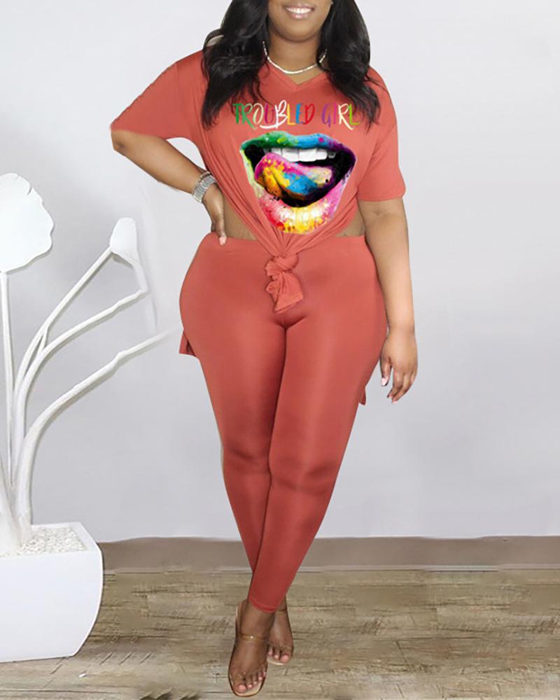 

Lip Letter Print Slit Top & Plain Pants Set, Orange