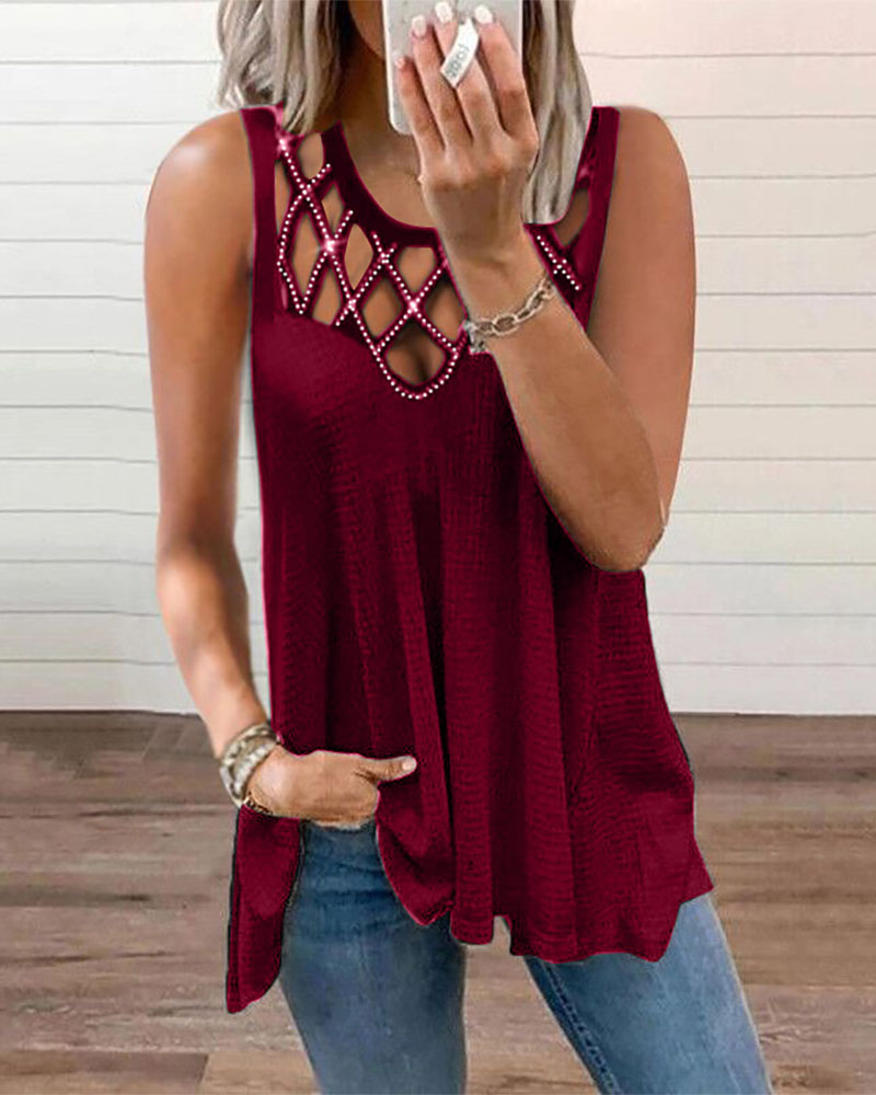 

Rhinestone Decor Hollow Out Casual Tank Top, Wine red