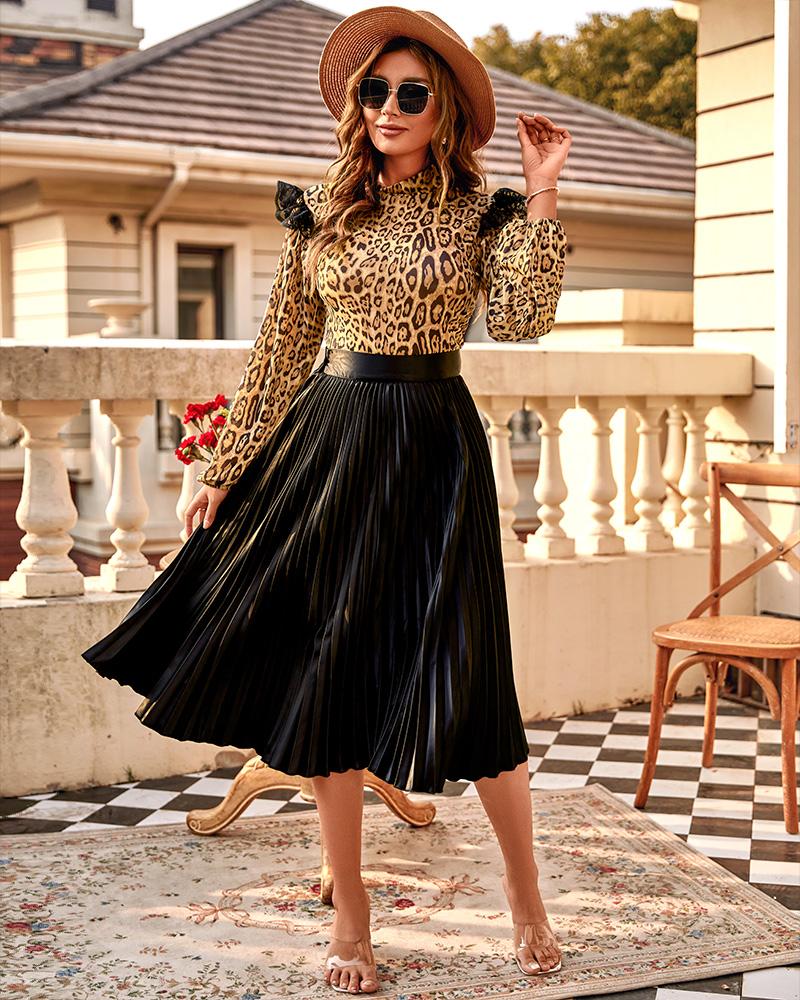 

Lantern Sleeve Cheetah Print Lace Patch Top & Pleated Skirt Set, Leopard