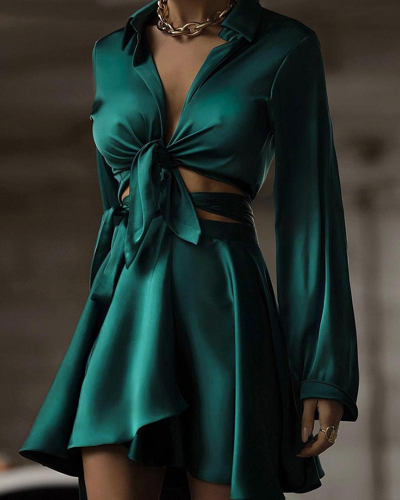 

Satin Long Sleeve Tied Detail Crop Top & Skirt Set, Green