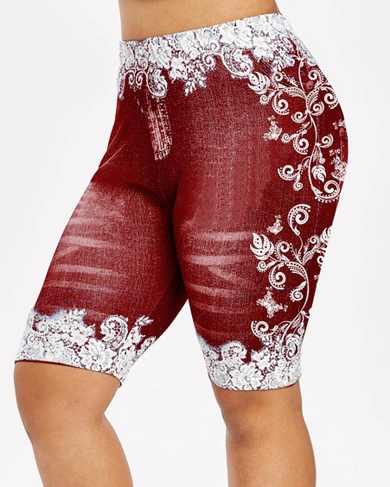 

Plus Size Floral Denim Look Print High Waist Shorts, Red