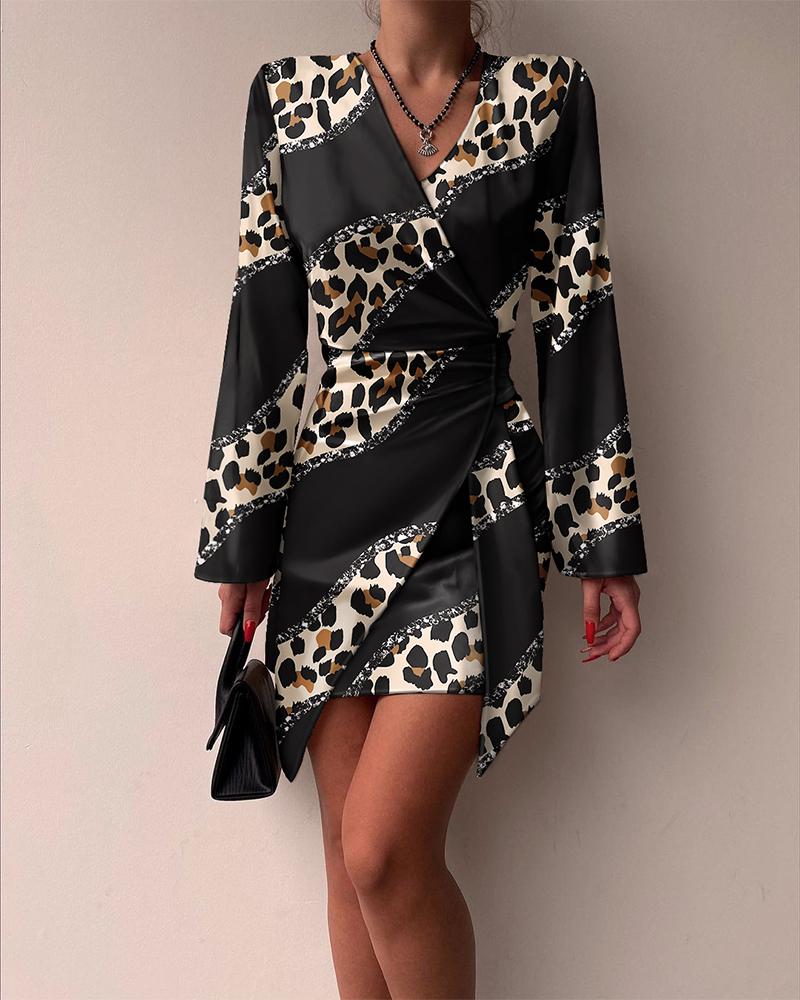 

Leopard Print Long Sleeve Ruched Wrap Dress, Black