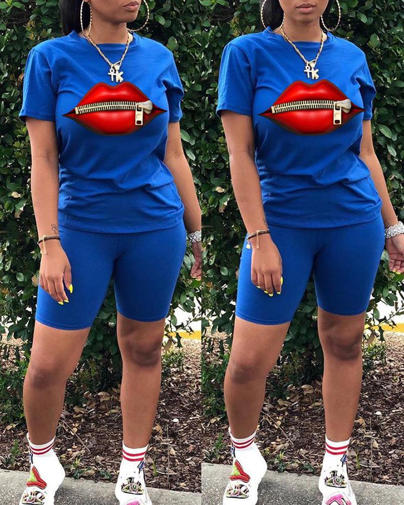 

Short Sleeve Lip Zipper Print Top & Shorts Set, Blue