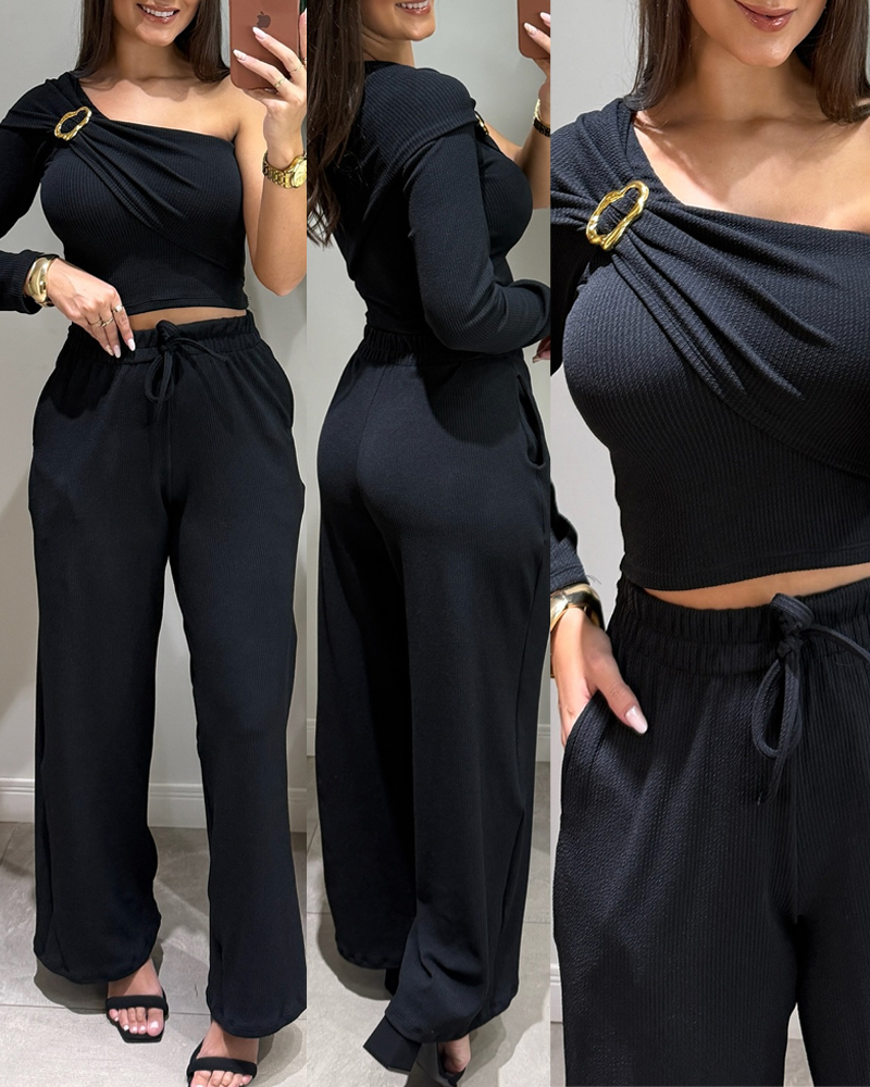 

Conjunto de 2 piezas con hombros descubiertos, hebilla metálica decorativa, top de manga larga y pantalones casuales de pierna ancha, Black