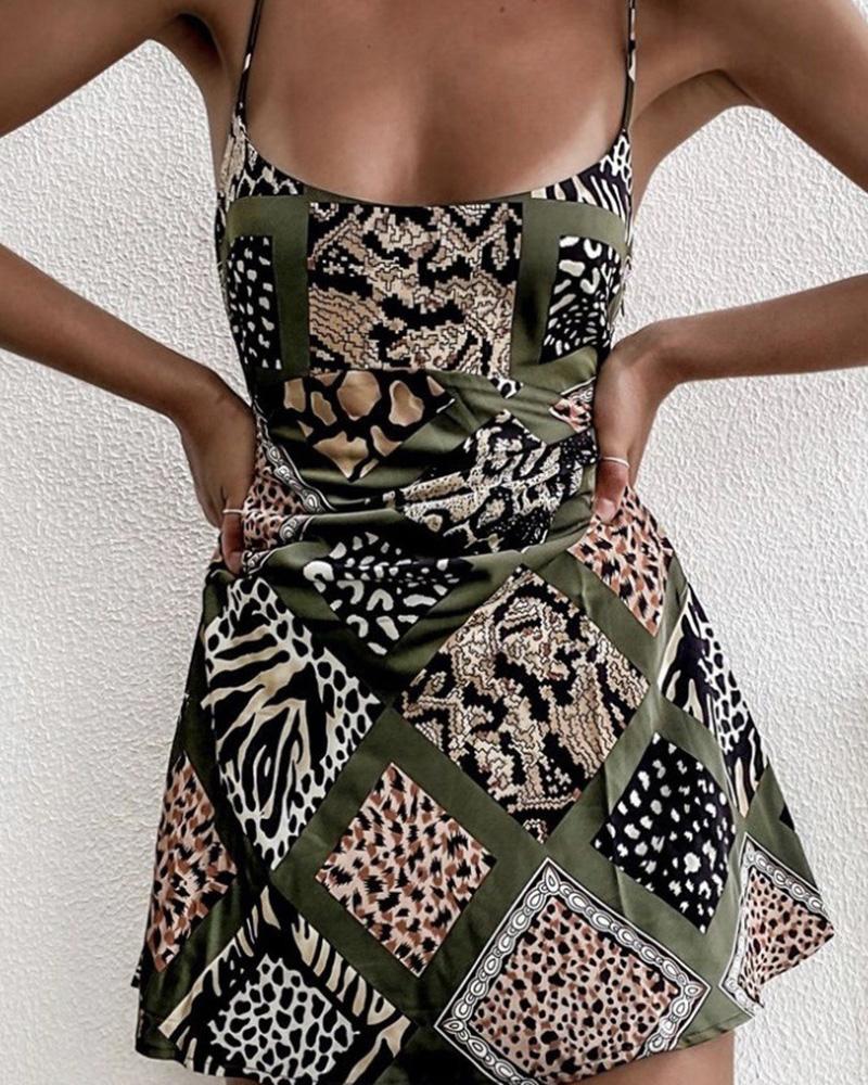 

Cheetah Pattern Print Colorblock Backless Dress, Green