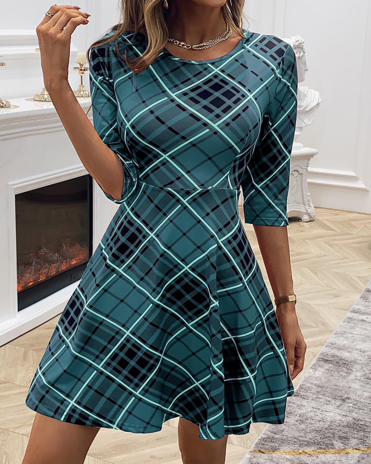 

Half Sleeve Plaid Casual Flared Women Dress, Blue