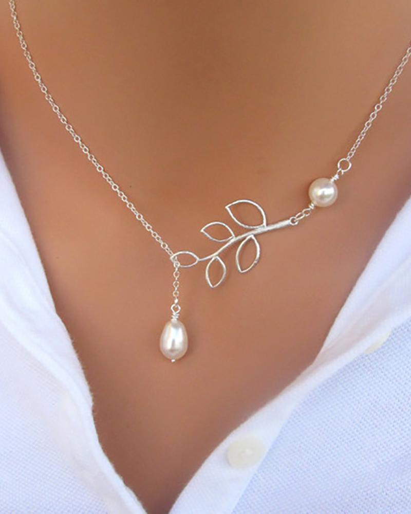 

Leaf Pattern Beaded Pendant Necklaces, Silver