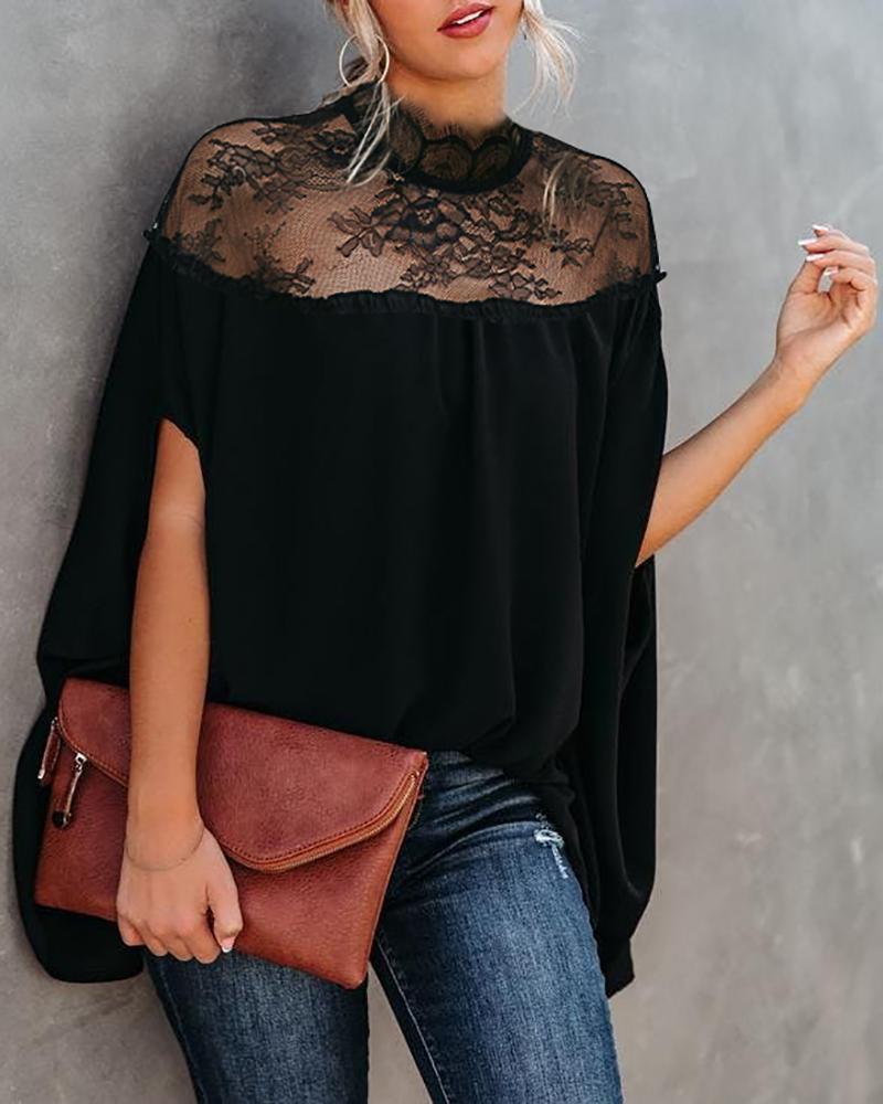 

Crochet Lace Patch Batwing Sleeve Cape Design Top, Black