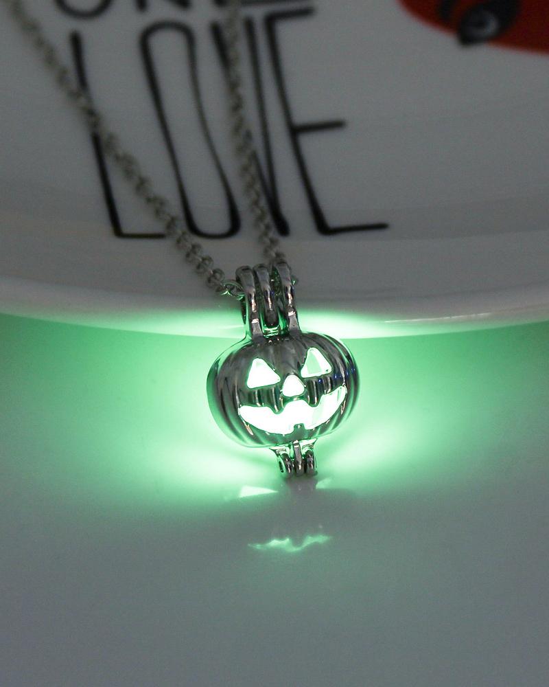 

1pc Halloween Luminous Pumpkin Scary Face Pendant Necklace, Style3