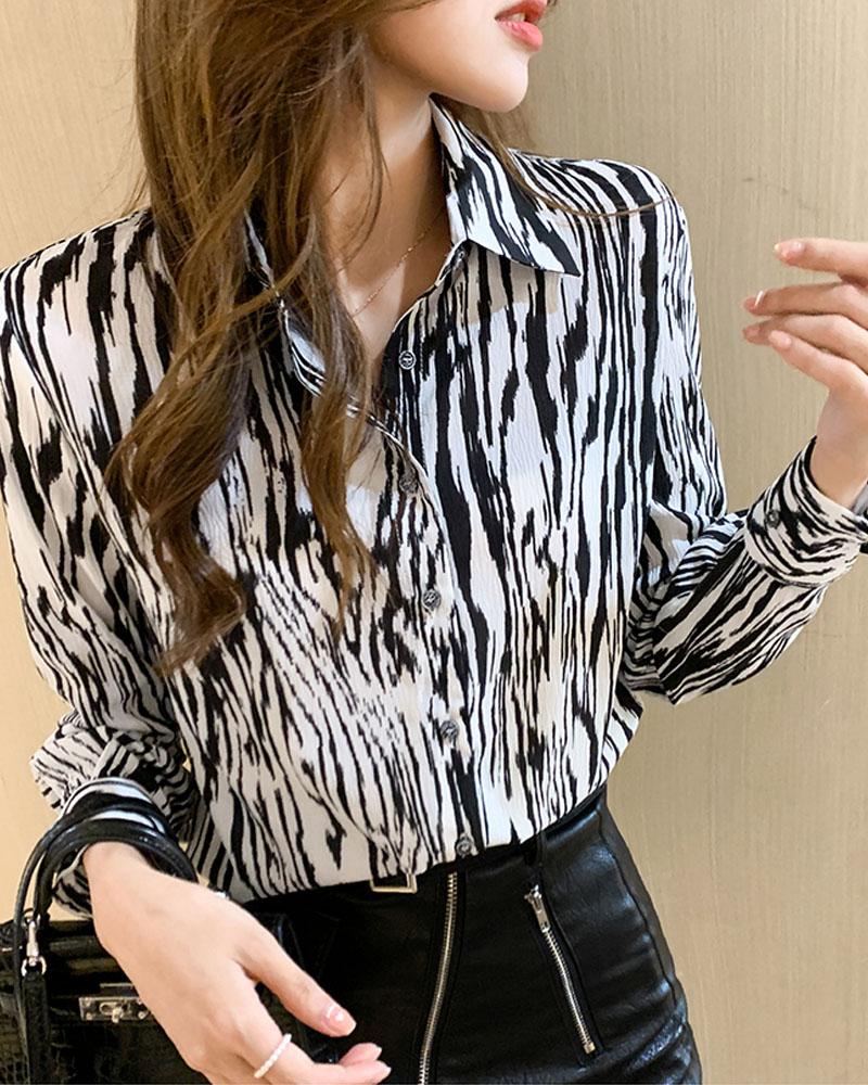

Zebra Stripe Pattern Button Front Long Sleeve Shirt, Style1