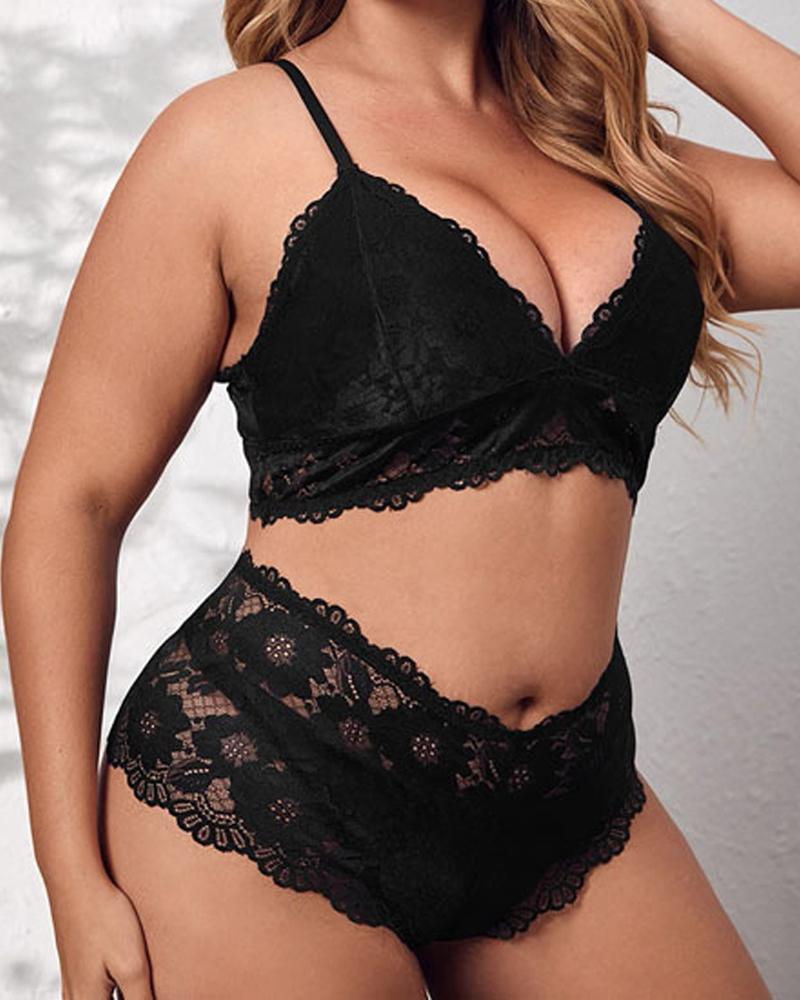 

Plus Size Lace Lingerie Set, Black