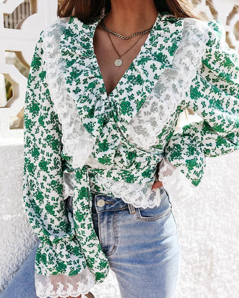 

Floral Print Lace Patch Bell Sleeve Top, Green