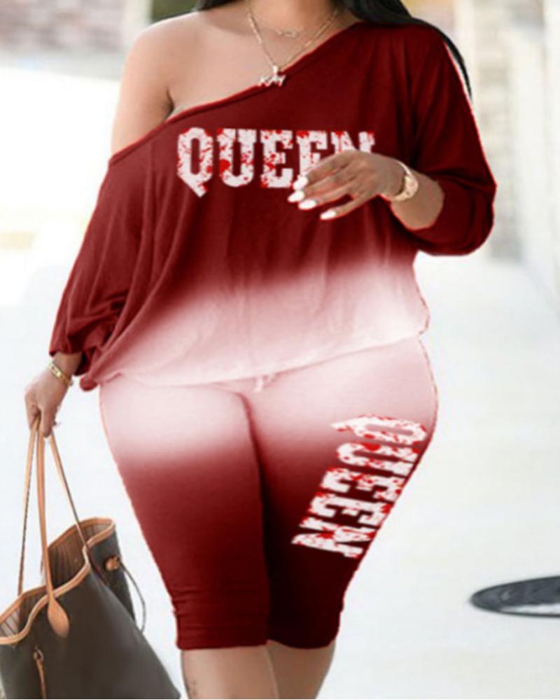 

Plus Size Queen Ombre Print Top & Capris Pants Set, Red