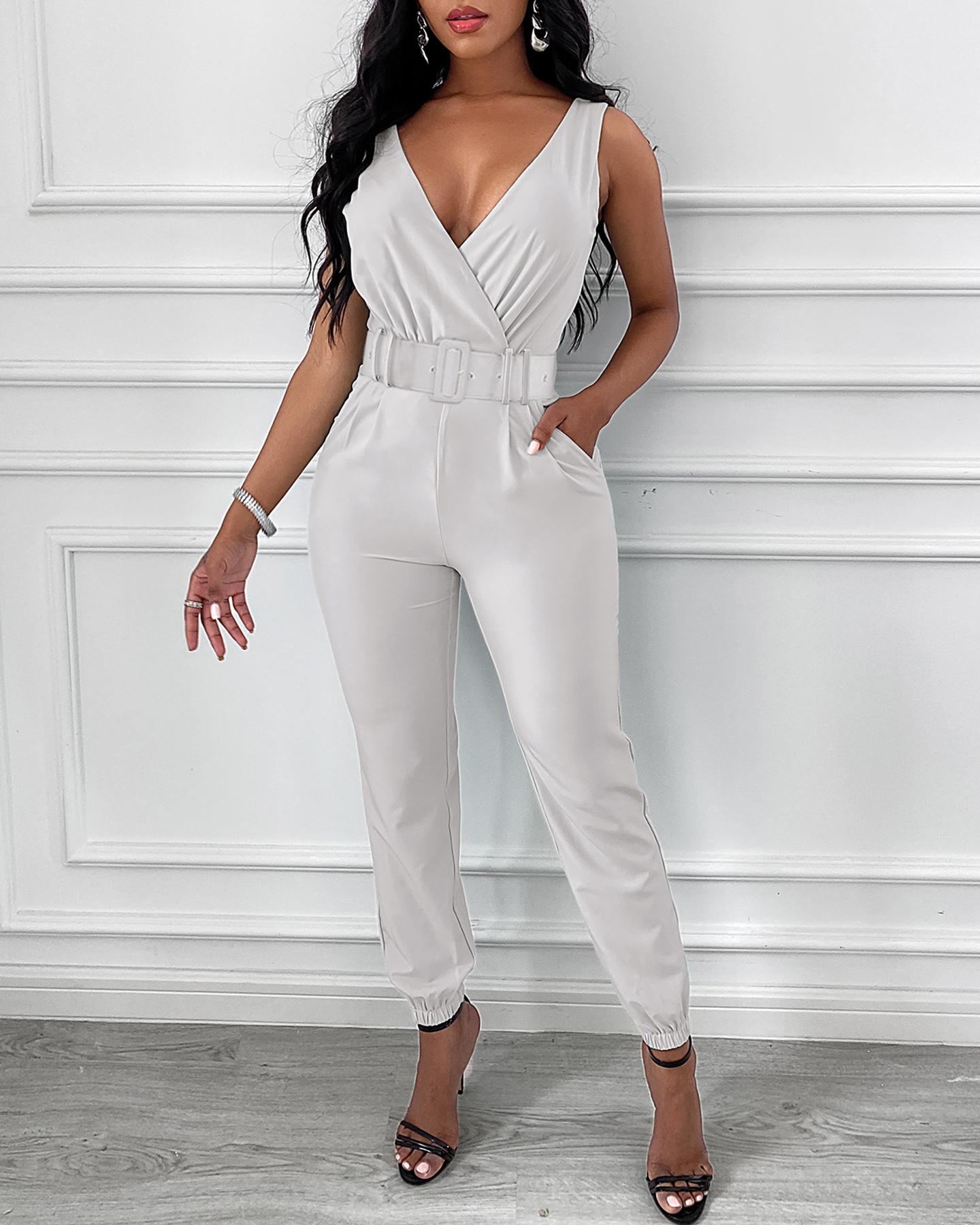 

V-Neck Sleeveless Pocket Design Backless Jumpsuit, White