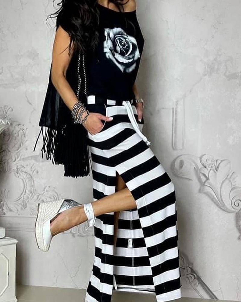 

Rose Print One Shoulder Short Sleeve T-shirt With Striped Skirt Skirt Sets, Black