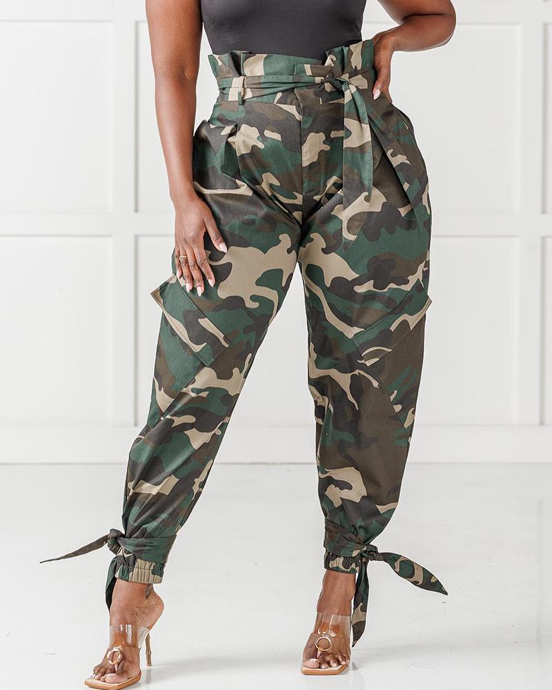 

Camouflage Print Paper Bag Waist Cuffed Cargo Pants, Camoflage