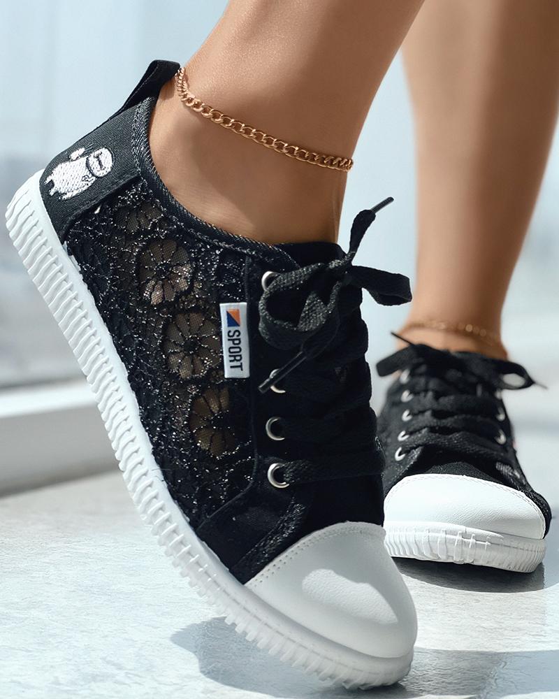 

Cartoon Lace Patch Canvas Sneakers, Black