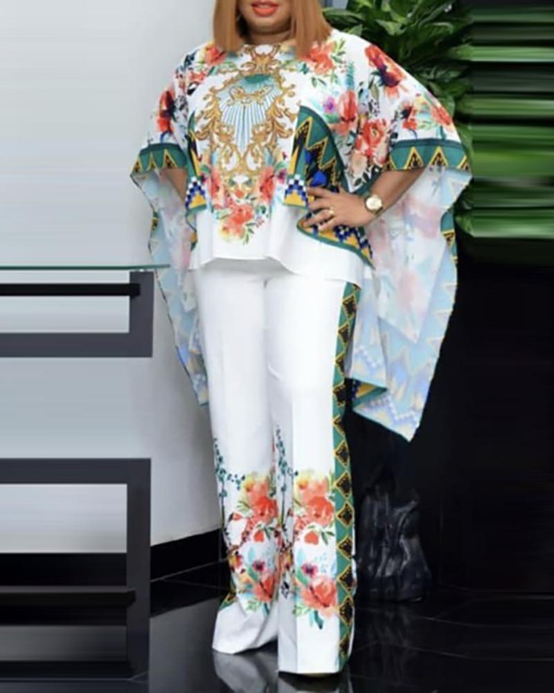 

Plus Size Batwing Sleeve Baroque Floral Print Top & Pants Set, Green