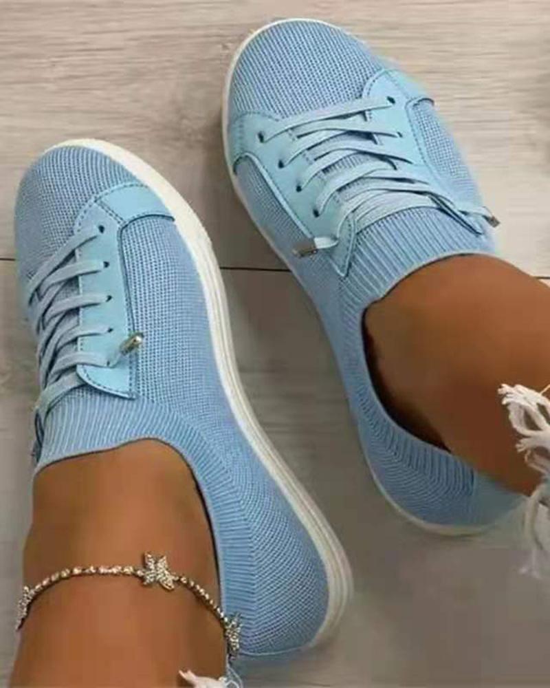 

Eyelet Lace-up Breathable Sneakers, Blue